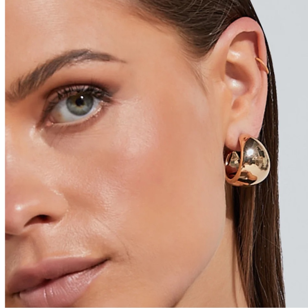 Showpo Gold Thia Earrings